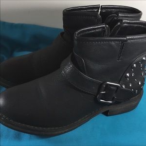 SKECHERS ANKLE BOOT BLACK SIZE 7